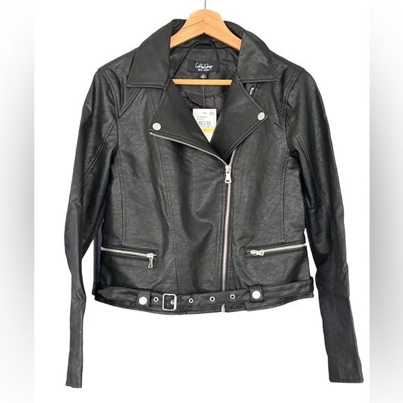 CoffeeShop Juniors' Faux-Leather Long-Sleeve Moto Jacket, medium